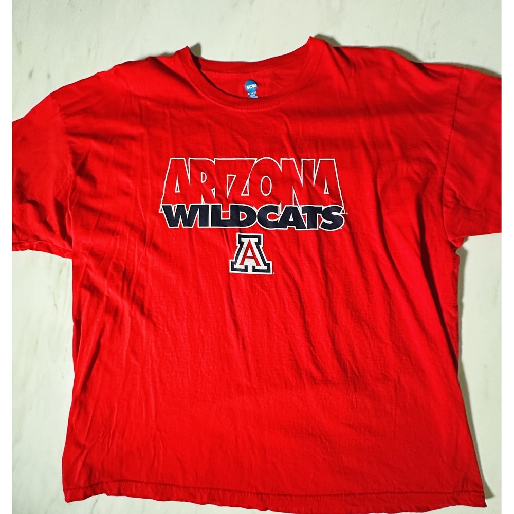 Arizona Wildcats T-Shirt Men's Size XXXL Red Graphic T-Shirt - 3XL Tee NCAA